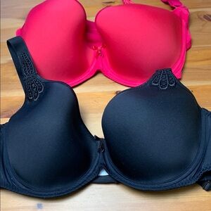 Corin Underwire Bra, lot of 2, 44B, Full coverage
